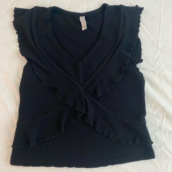 American Rag Black Ruffled Top - Picture 2 of 6